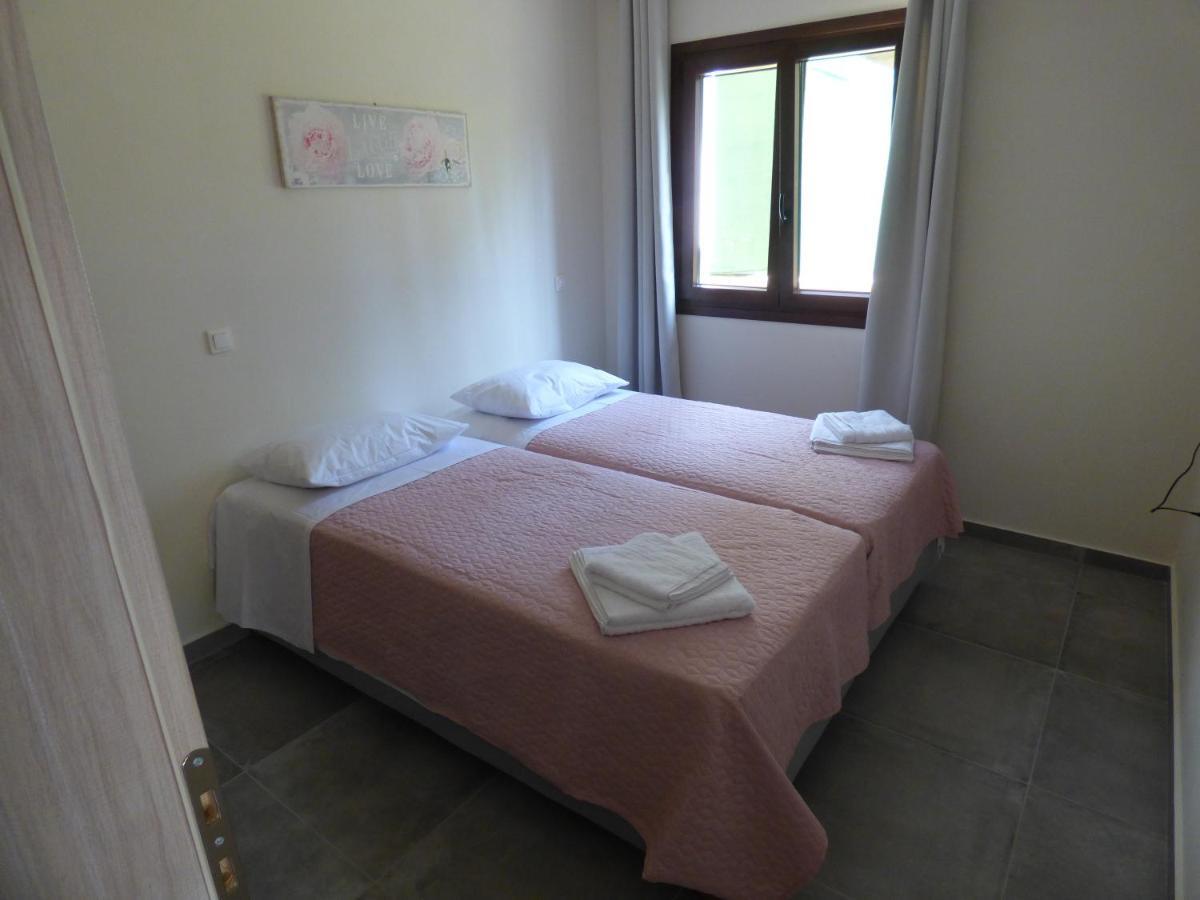 Natashas Apartments Ypsos Exteriér fotografie